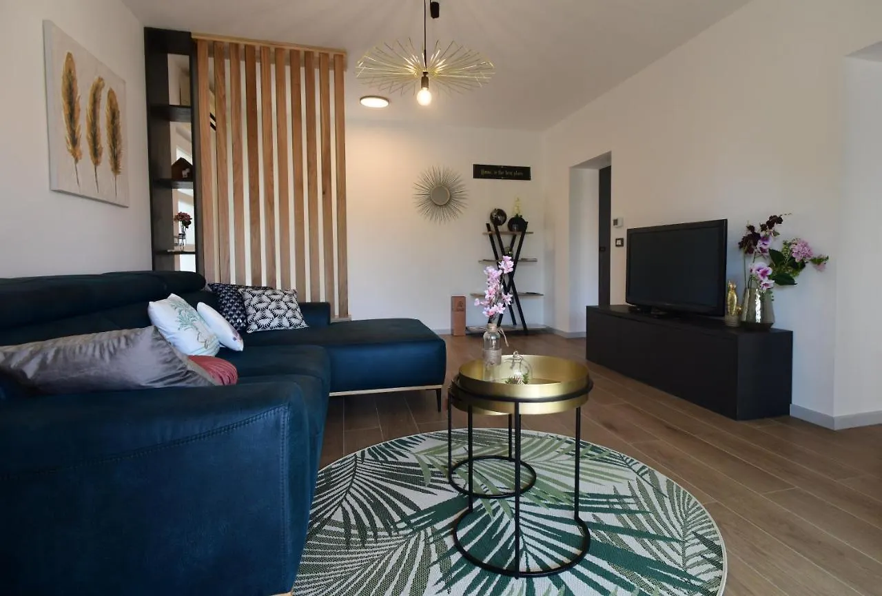 Luxury Apartment Vabriga Tar-Vabriga