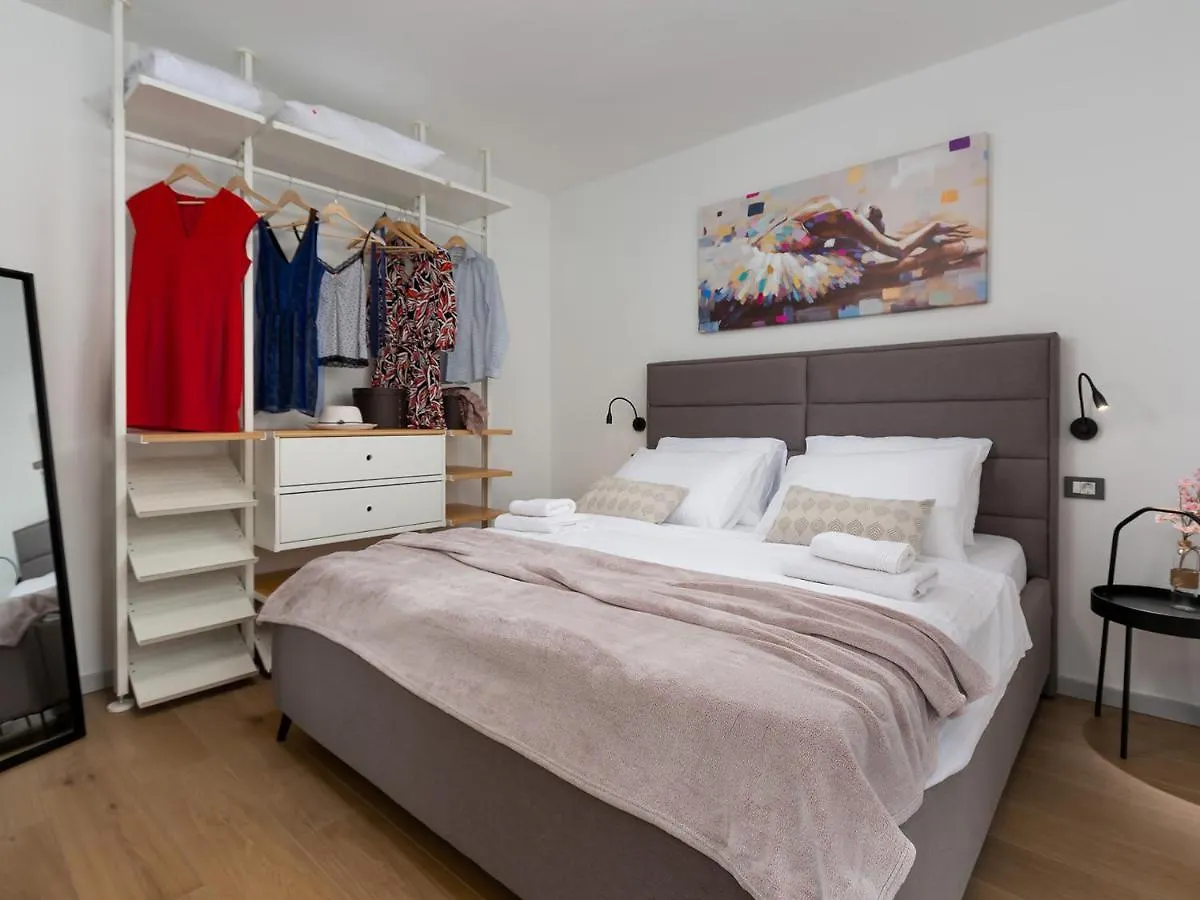 Luxury Apartment Vabriga Tar-Vabriga 0*,